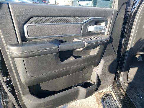 Used 2025 RAM 2500 Big Horn image 8