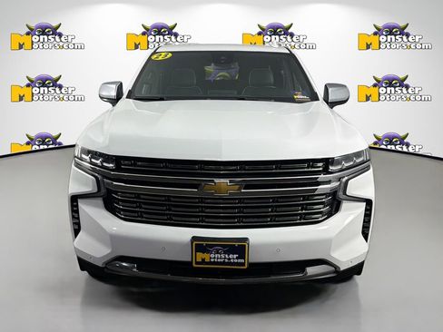 Used 2023 Chevrolet Suburban Premier image 2