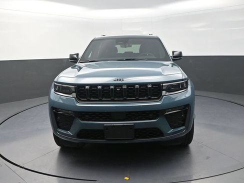 New 2026 Jeep Grand Cherokee Limited AWD/4WD image 4