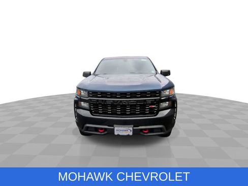 Used 2019 Chevrolet Silverado 1500 Custom Trail Boss w/ Custom Convenience Package AWD/4WD image 3