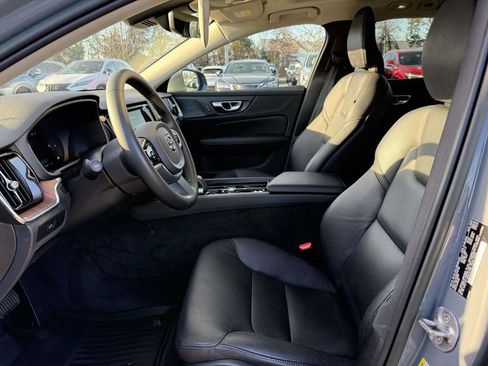 Used 2023 Volvo V60 B5 Cross Country Plus w/ Climate Package image 13