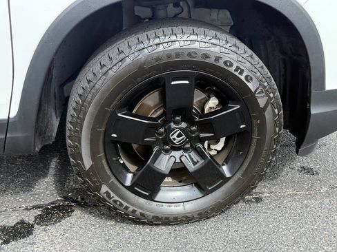 Certified 2025 Honda Ridgeline Black Edition image 28
