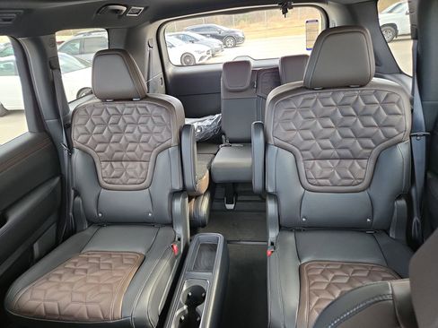 New 2026 Nissan Armada Platinum image 36