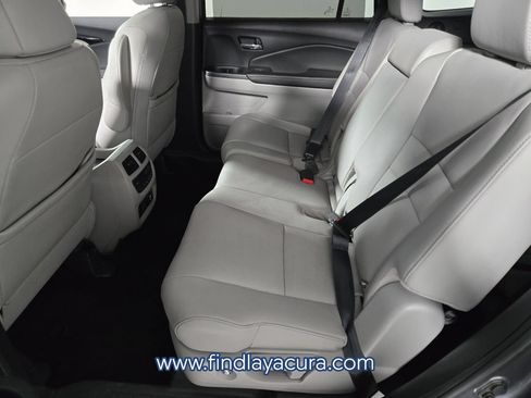 Used 2019 Honda Pilot Touring image 15
