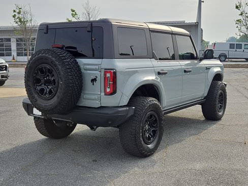 Used 2023 Ford Bronco Badlands w/ Sasquatch Package AWD/4WD image 9