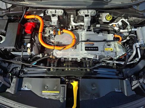 Used 2023 Nissan Ariya FWD image 30