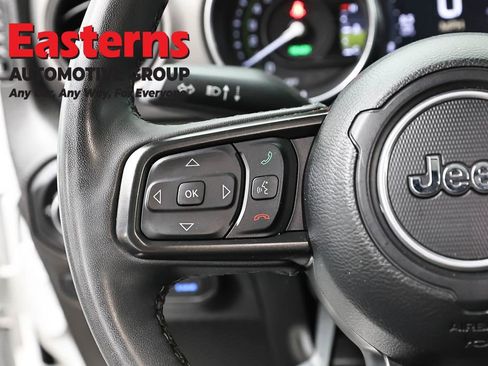 Used 2023 Jeep Wrangler Unlimited w/ Cold Weather Group AWD/4WD image 15