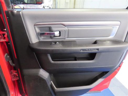 Used 2023 RAM 1500 Classic SLT w/ Trailer & Traction Group AWD/4WD image 33