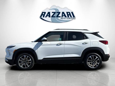 Used 2025 Chevrolet TrailBlazer LT FWD image 6