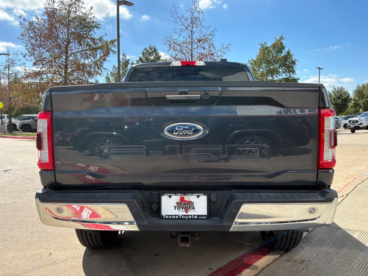 Used 2022 Ford F150 Lariat w/ Equipment Group 502A High AWD/4WD image 7