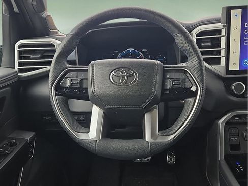 Used 2024 Toyota Sequoia Platinum w/ TRD Off-Road Package AWD/4WD image 21