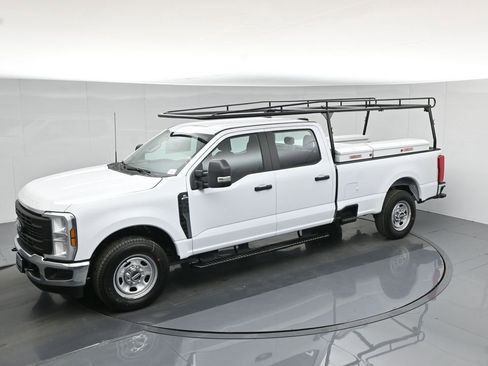 New 2026 Ford F350 XL w/ XL Driver Assist Package RWD image 44