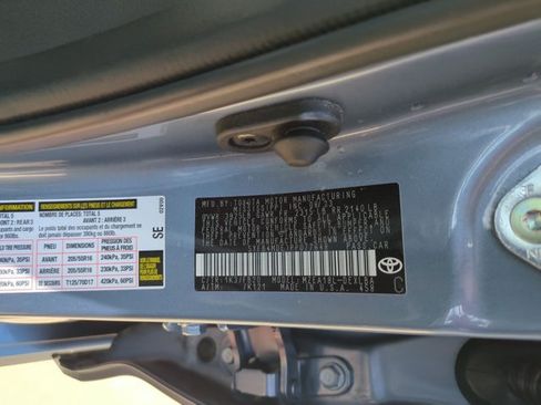 Used 2023 Toyota Corolla LE FWD image 23