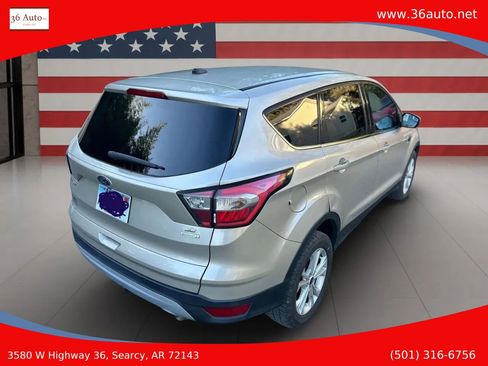 Used 2017 Ford Escape SE image 11