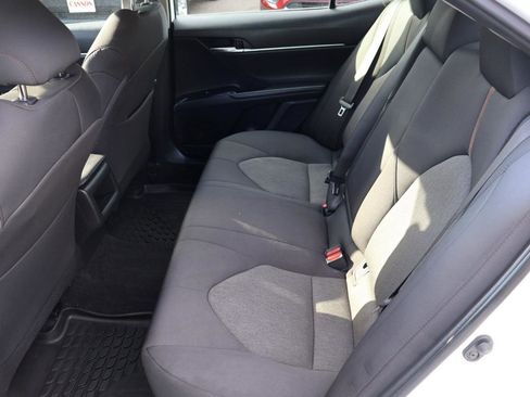 Used 2020 Toyota Camry LE FWD image 14