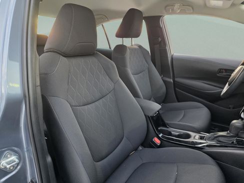 Used 2022 Toyota Corolla LE image 20