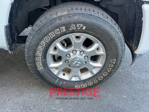 Used 2024 RAM 2500 Laramie AWD/4WD image 30