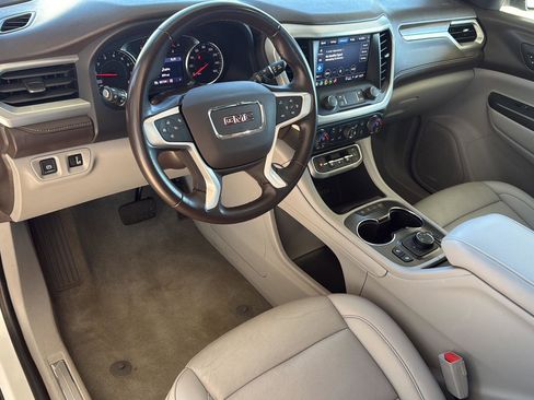 Used 2023 GMC Acadia SLT AWD/4WD image 18