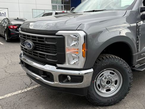 New 2026 Ford F250 XL w/ XL Off-Road Package AWD/4WD image 15