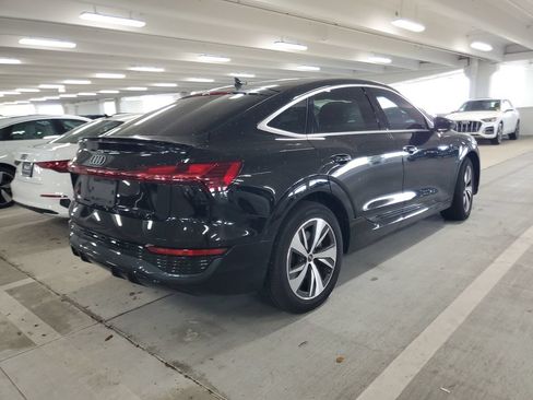 Used 2024 Audi Q8 e-tron Premium AWD/4WD image 4