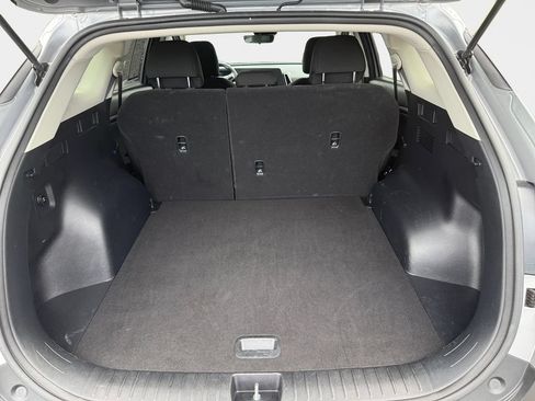 Used 2025 Kia Sportage LX FWD image 22