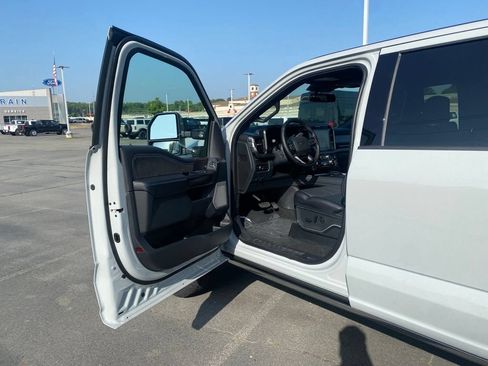 New 2026 Ford F250 Platinum AWD/4WD image 10