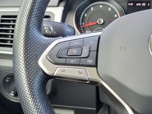 Used 2021 Volkswagen Atlas SE image 15