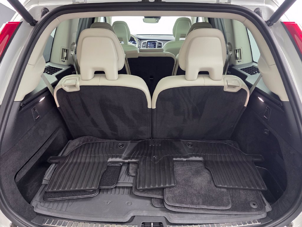 Used 2020 Volvo XC90 T8 Inscription w/ Protection Package AWD/4WD image 16