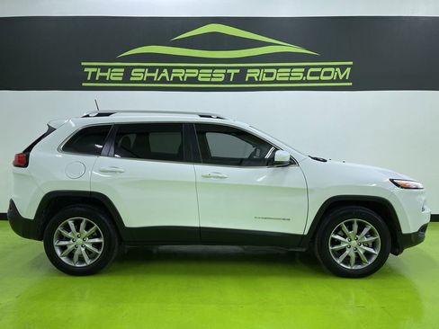 Used 2018 Jeep Cherokee Limited image 11