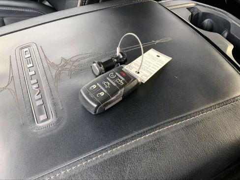 Used 2022 RAM 1500 Limited image 26