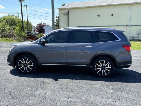 Used 2022 Honda Pilot Touring image 5