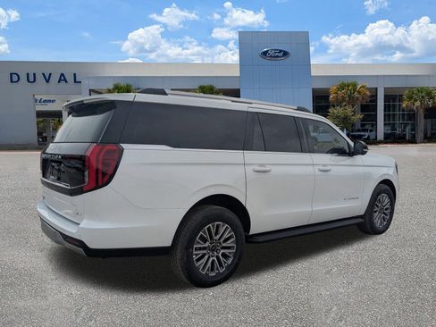 New 2026 Ford Expedition Max Platinum image 4