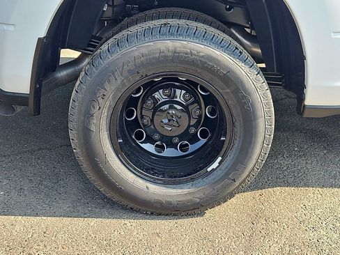 New 2026 RAM 3500 Laramie w/ Night Edition AWD/4WD image 9