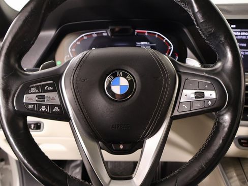 Used 2019 BMW X5 xDrive50i w/ Executive Package image 3