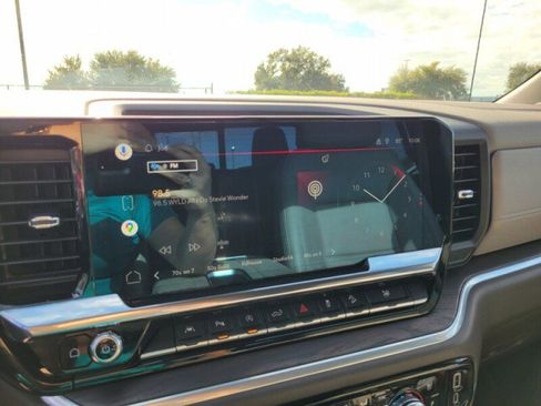 Certified 2022 GMC Sierra 1500 SLT image 21