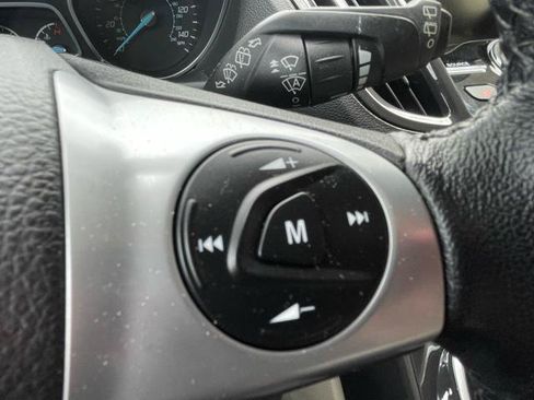 Used 2014 Ford Escape Titanium w/ Equipment Group 401A AWD/4WD image 17