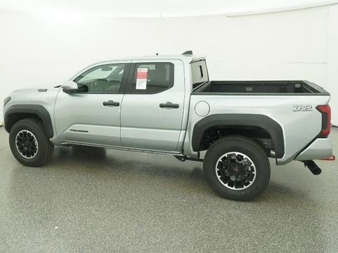 New 2025 Toyota Tacoma TRD Off-Road image 4