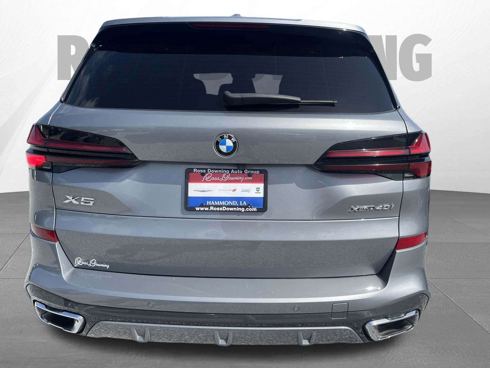 Used 2024 BMW X5 xDrive40i w/ M Sport Package AWD/4WD image 5