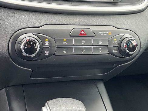 Used 2019 Kia Sorento L image 29
