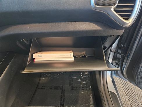 Used 2025 Kia Soul LX w/ LX Technology Package image 29