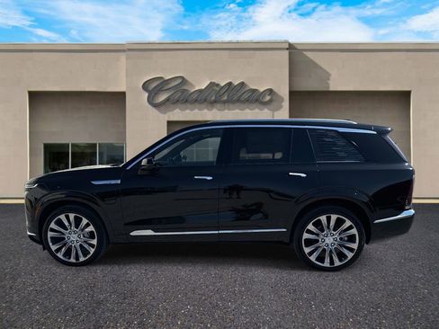 New 2026 Cadillac Vistiq Premium Luxury w/ LPO, Floor Liner Package image 4