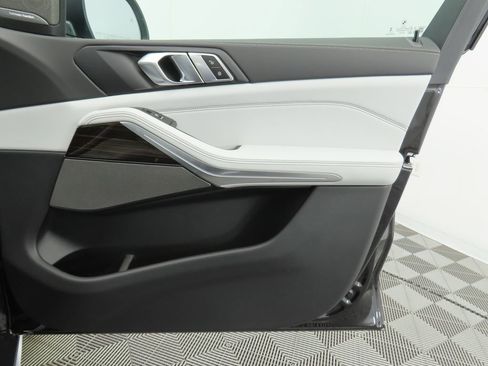 New 2026 BMW X5 xDrive40i w/ Premium Package AWD/4WD image 25