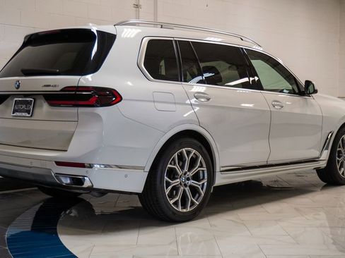 Used 2024 BMW X7 xDrive40i AWD/4WD image 34