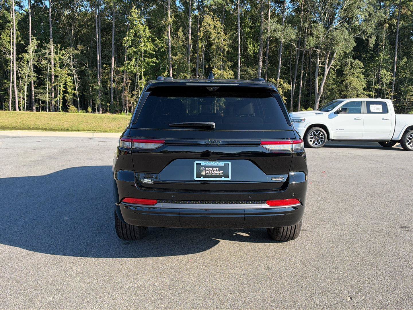 New 2027 Jeep Grand Cherokee Summit AWD/4WD image 7