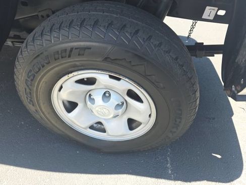 Used 2021 Toyota Tacoma SR RWD image 7