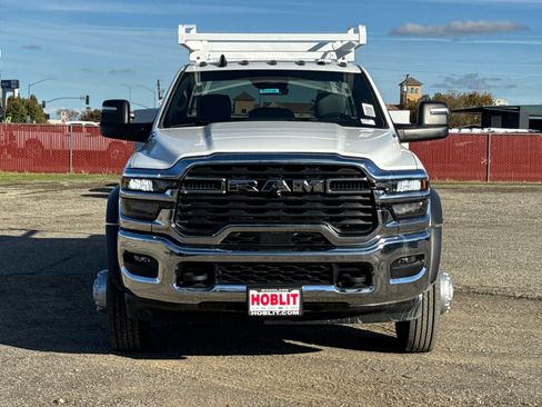 New 2026 RAM 5500 Tradesman w/ Chrome Appearance Group image 8