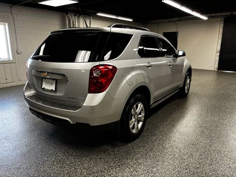 Used 2012 Chevrolet Equinox LT w/ Driver Convenience Package image 2