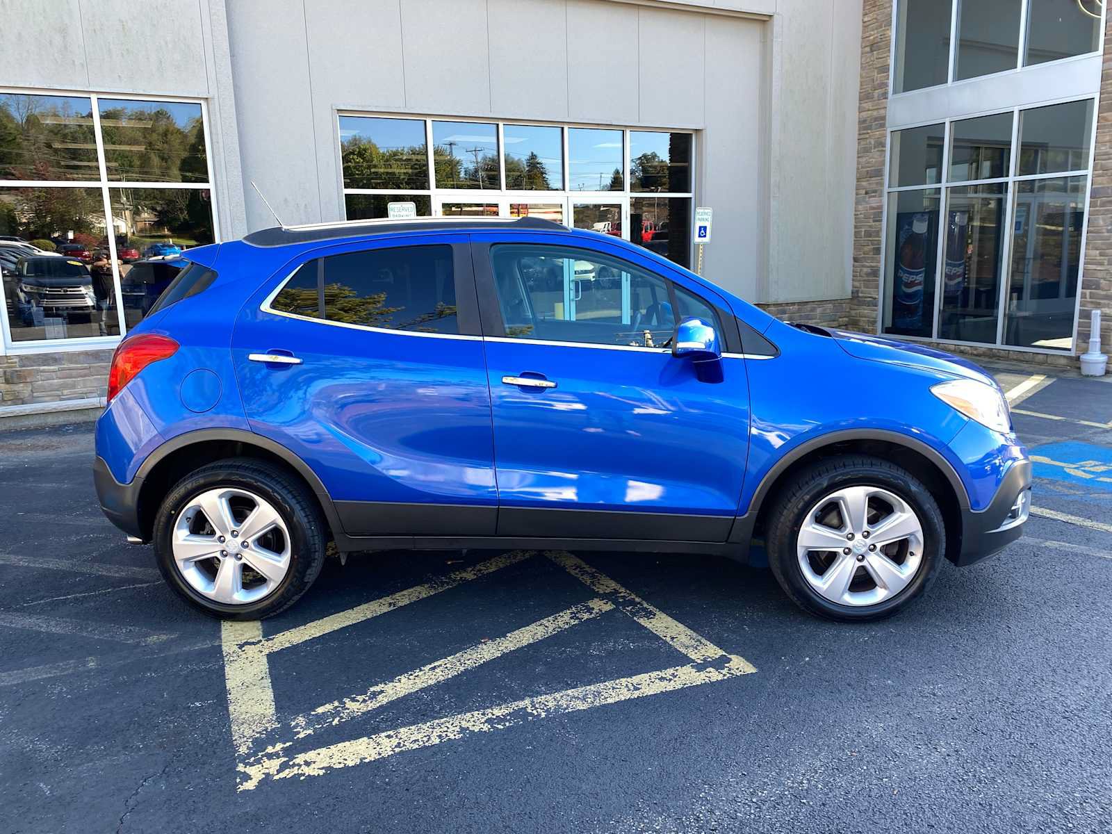 Used 2015 Buick Encore Convenience AWD/4WD image 16