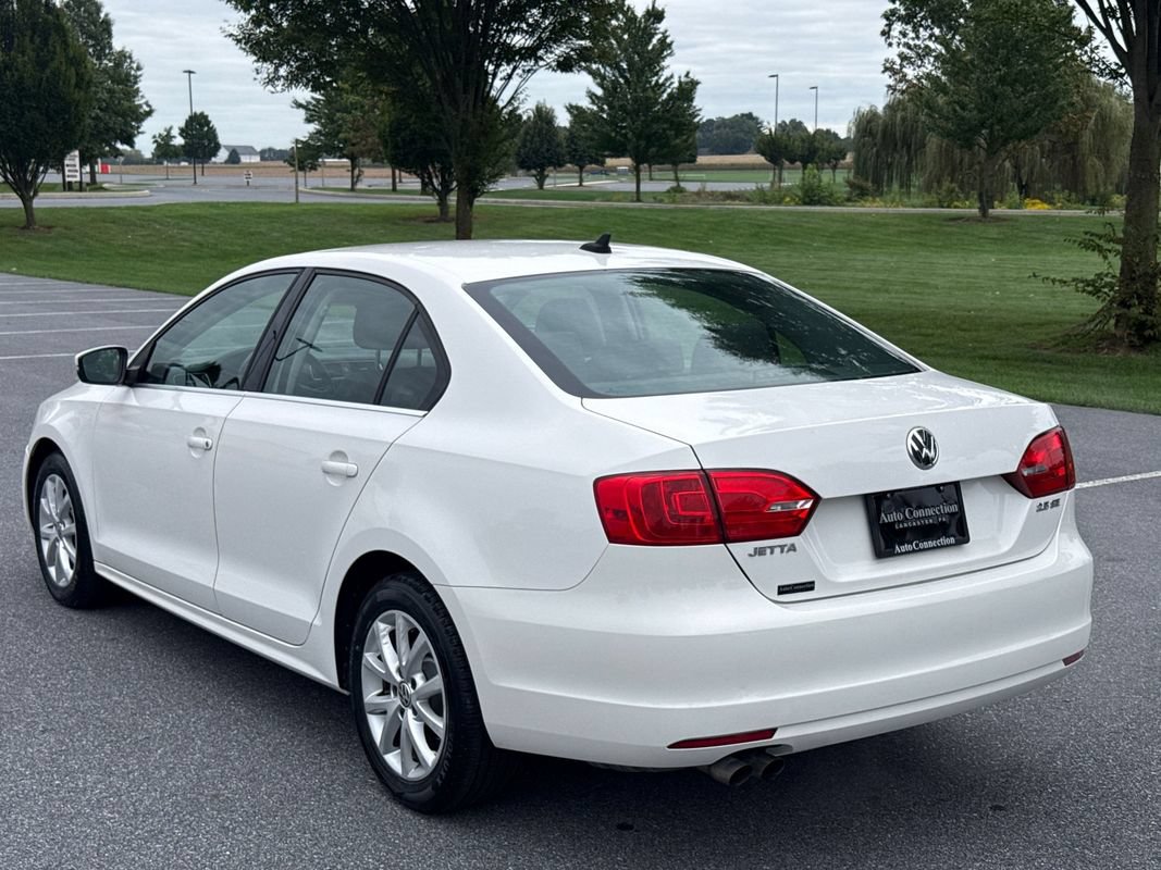 Used 2013 Volkswagen Jetta SE FWD image 6