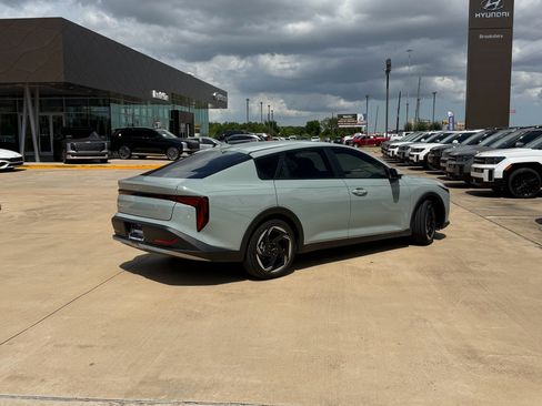 Used 2025 Kia K4 EX FWD image 7